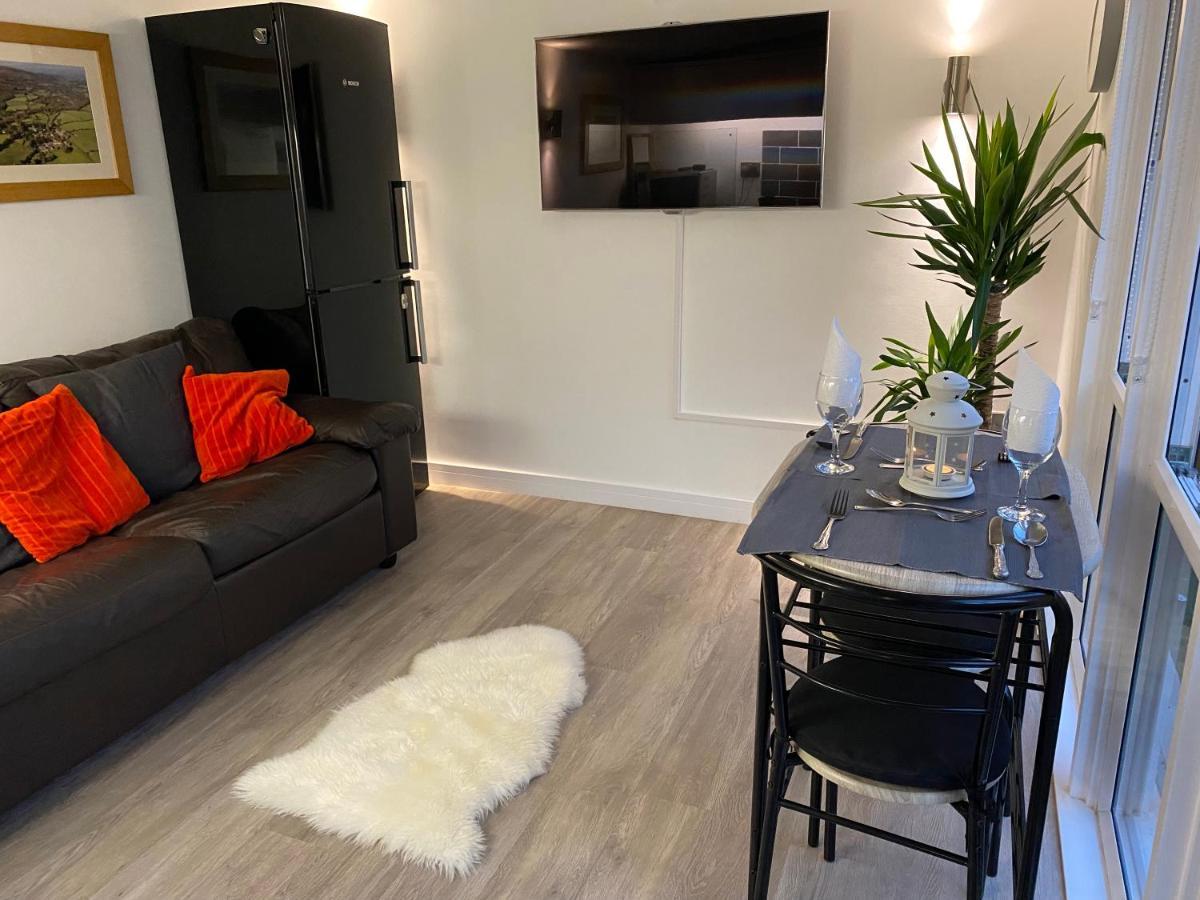 Delightful 1 Bedroom Chalet Throwleigh 외부 사진